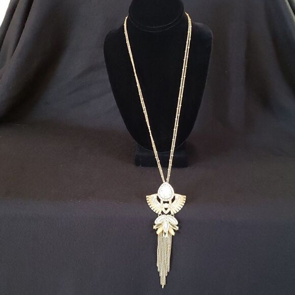 Beautiful Long Pendant Necklace Bold and Sparkly - Picture 3 of 7